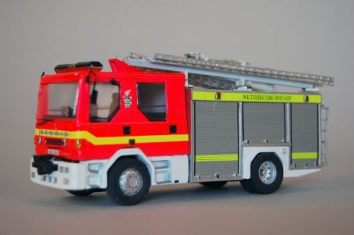 FMB 27 - Dennis Sabre Wiltshire Fire & Rescue